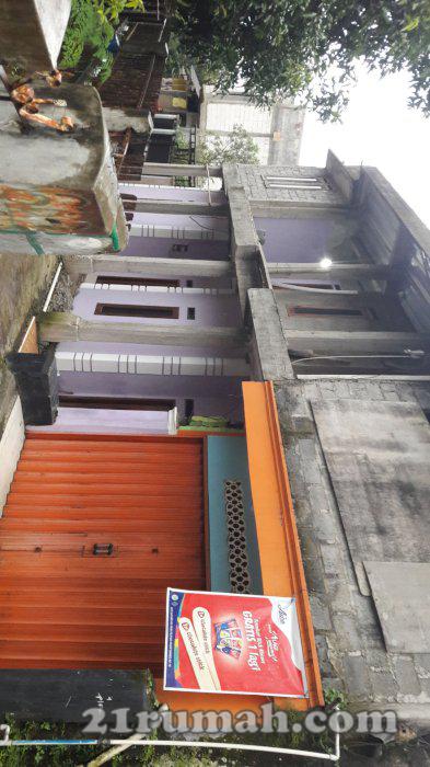 Rumah Kampung suasana pedesaan, view gunung salak dan gunung gede pangrango