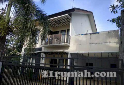 Dijual rumah dan tempat usaha 