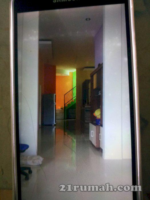 Rumah Kost dijual di jl Pramuka 