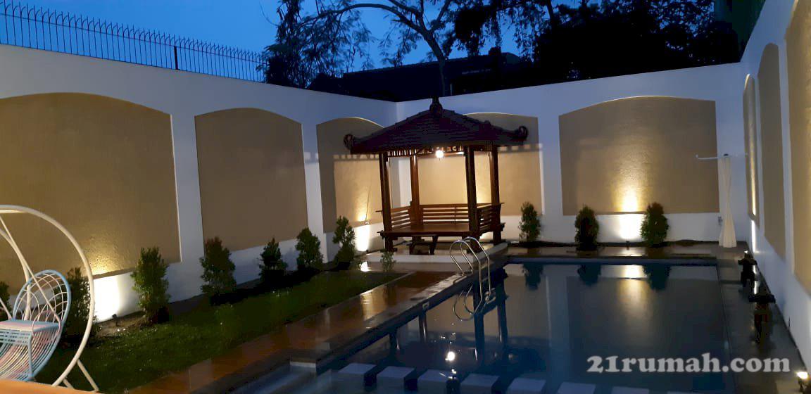 Hot Deal Utara UGM RUMAH LUX, BANGUNAN & LOKASI ISTIMEWA 