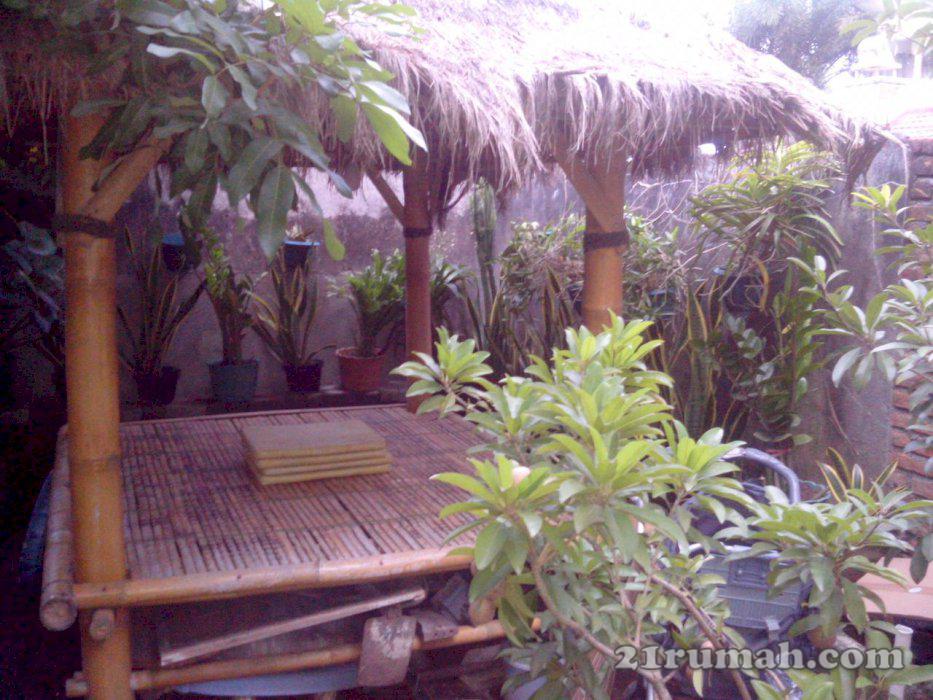 Rumah Hunian Asri Nyaman Strategis 