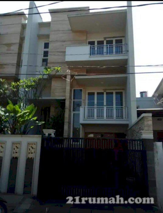 Dijual cepat rumah mewah siap huni di Simprug Jakarta selatan