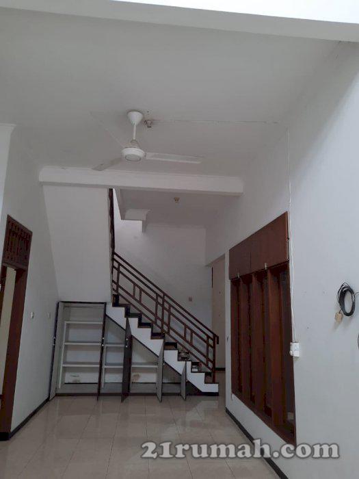 Bismillah Rumah Islami sebelah masjid tgh kota SBY, BU CPT