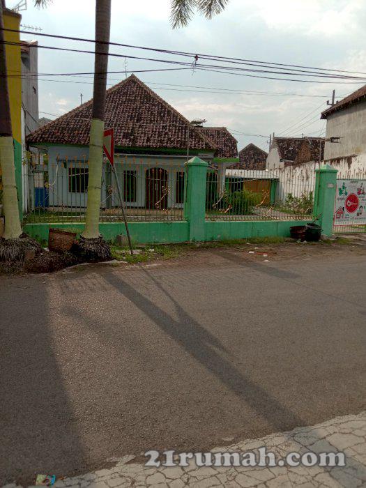 Dijual Rumah + tanah almarhum orang tua saya sendiri