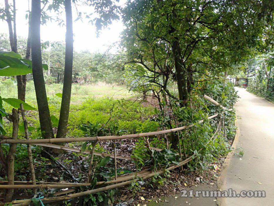 dijual tanah 400 m2 daerah sawangan  depok