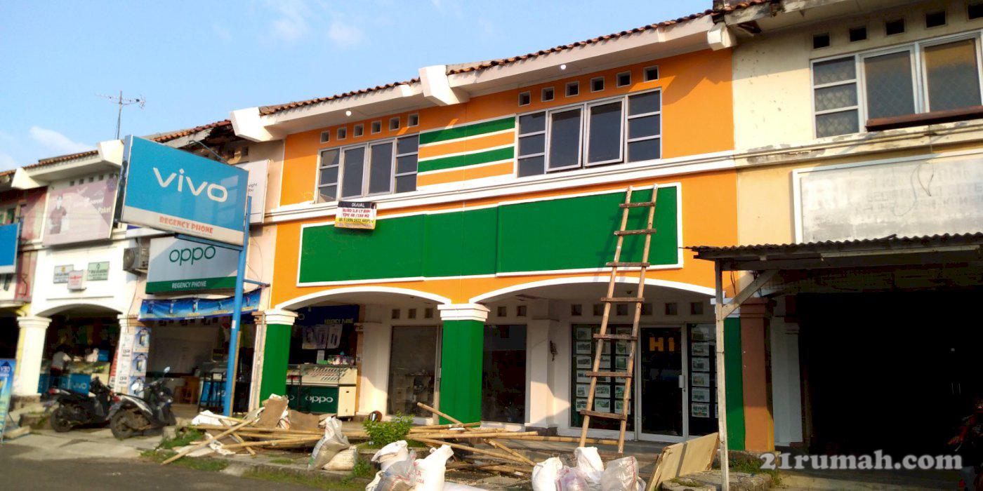 RUKO 2,5 LT TYPE 156/68 di Kota Legenda -  SHM - Bebas Banjir