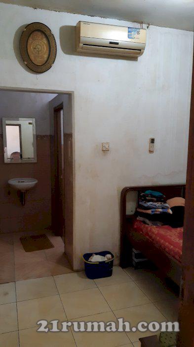 Jual rumah dan tanah kosong