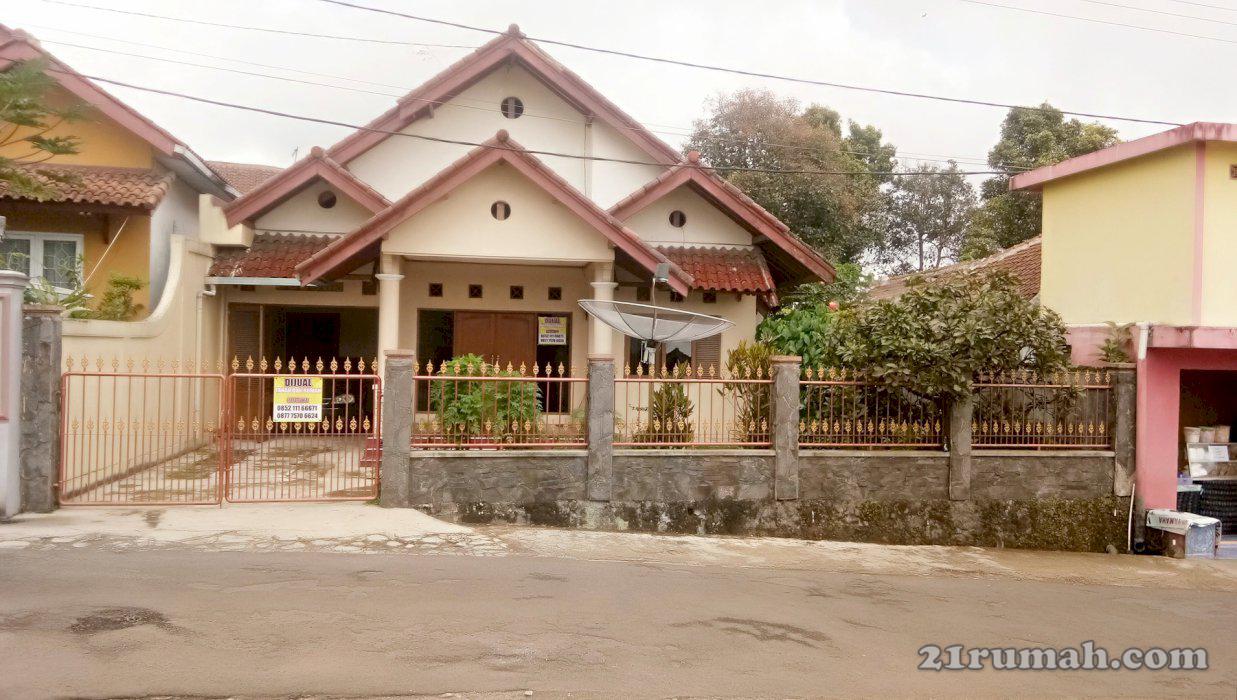 RUMAH / Villa Siap Huni DIJUAL 