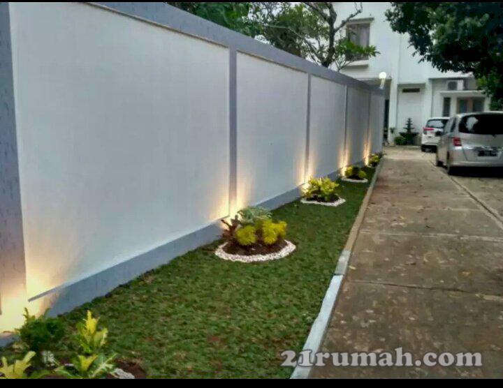 Rumah tenang dan luas di Kebagusan