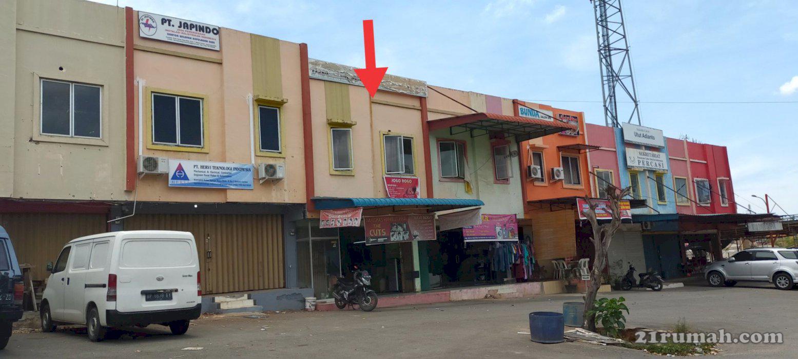 Ruko di area komersil (ada yang sewa)