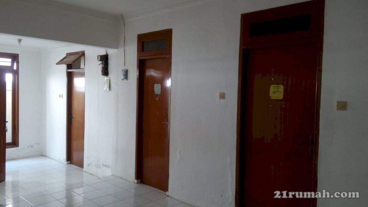 Dijual rumah karena pindah kerja