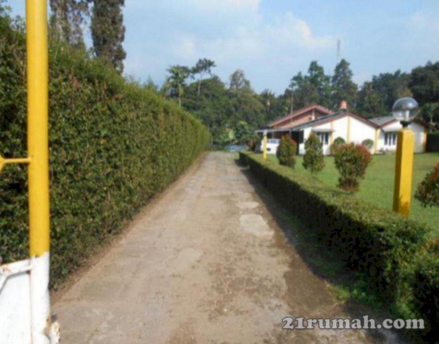 Villa bagus batu layang Cisarua puncak Bogor siap huni