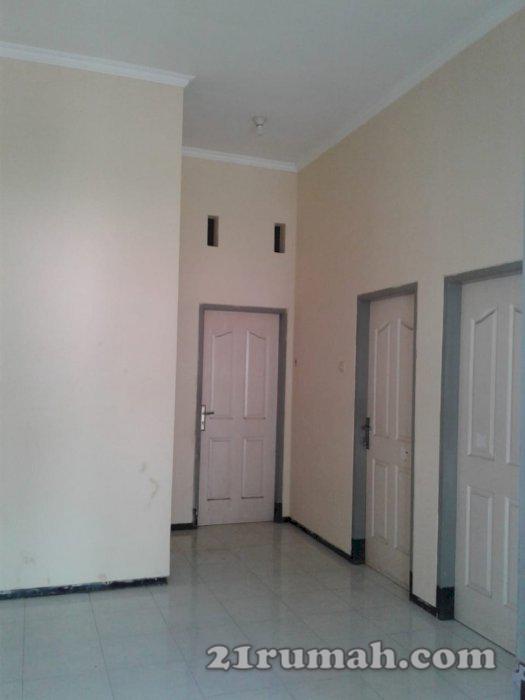 Rumah Bandara Erfina Pakis Malang dekat Exit Tol dan Kampus Binus