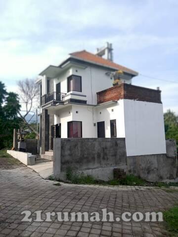 Guest House manis di lembah hijau Sukasada, Sambangan. Buleleng, Bali.