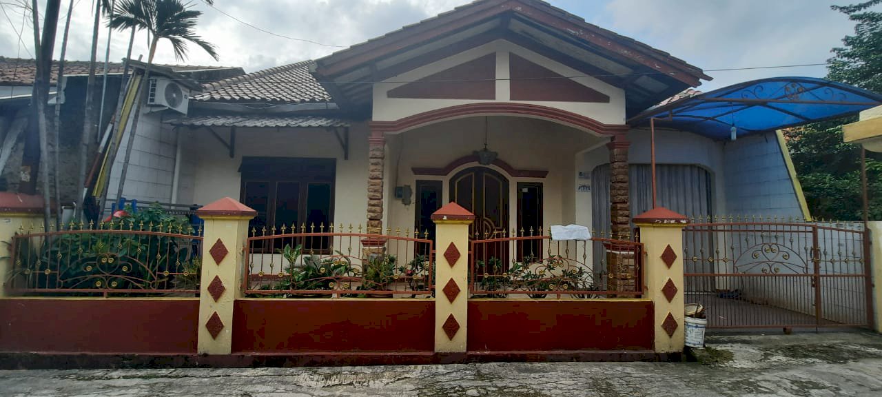 1,2 M .Surat SHM. Dekat green lake city