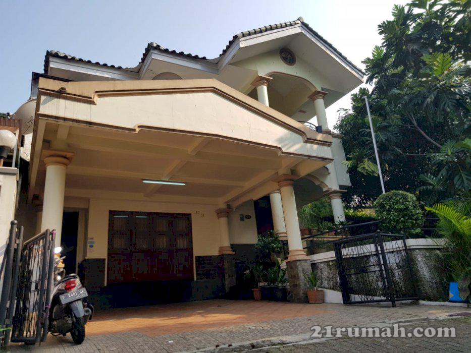 Rumah Dua Lantai Adem di Kota Bogor