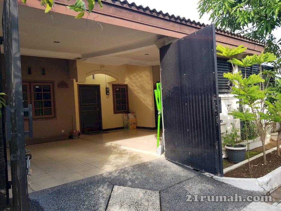 Rumah Hook Plamongan Indah Siap Huni