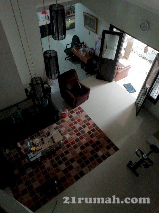 Rumah siap huni di Rungkut Surabaya