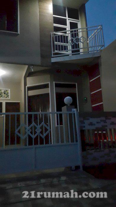 Rmh minimalis baru, 3 kt 2 lantai, LT 90 m2, Bukit Kencana