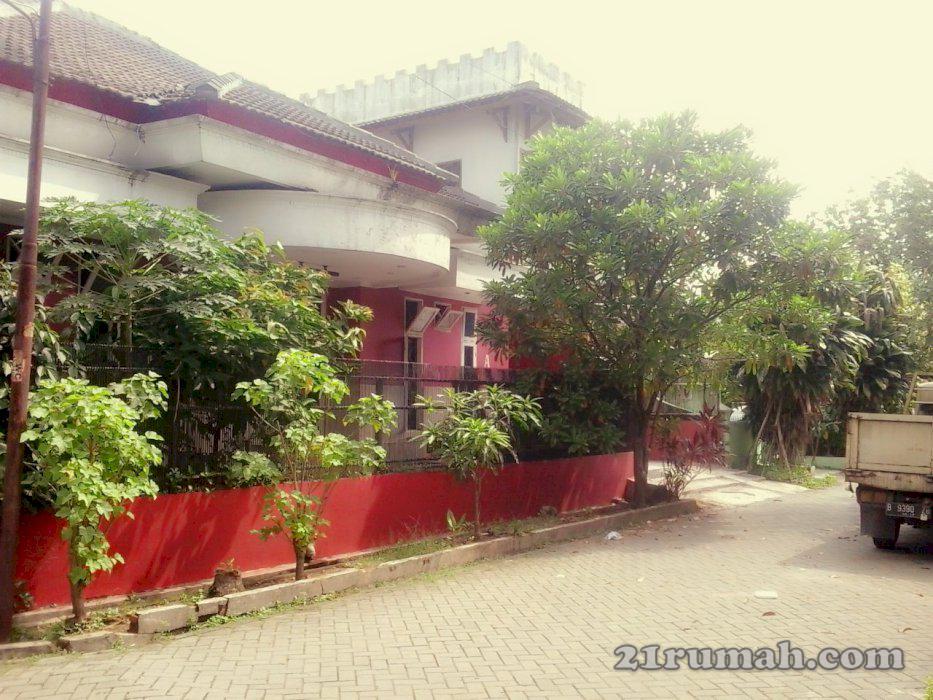 Rumah idaman dekat ke pasar, akses tol Bandara Soetta, RS Pondok Indah-Bintaro.