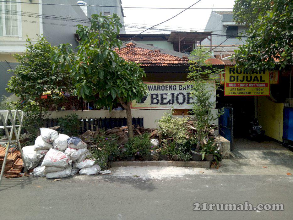 Dijual rumah tinggal dan tempat usaha