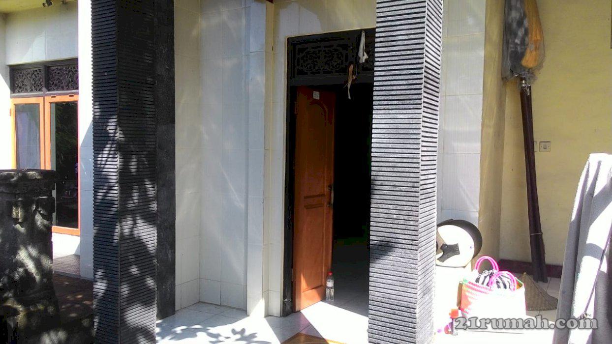 DIJUAL Rumah bersertifikat lengkap dengan harga miring !