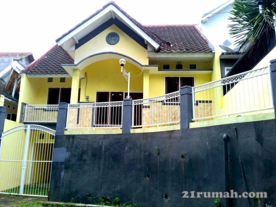 Dijual cepat rumah cantik di Malang