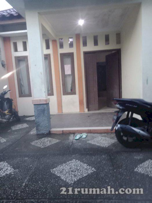 Rumah siap huni di lingkungan nyaman