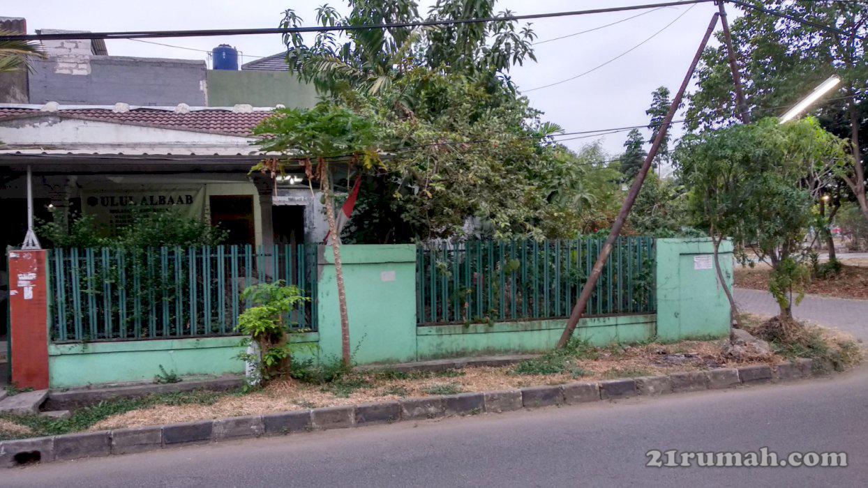 Tanah hook 200 m2 + bonus 6 m2 & rumah