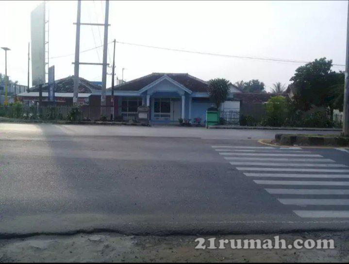Rumah di kota metro barat nol jalan