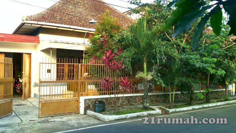 Rumah Belanda Kuno Terawat di Kota Malang