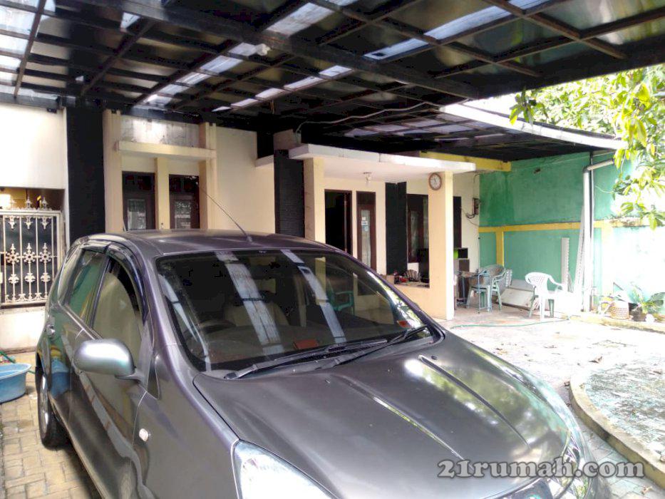 Di Jual Rumah 1,5 Lantai Di Komplek PERURI Ciledug Tangerang