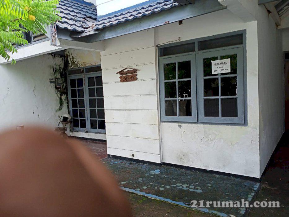 Rumah asri di Surabaya Timur-Selatan