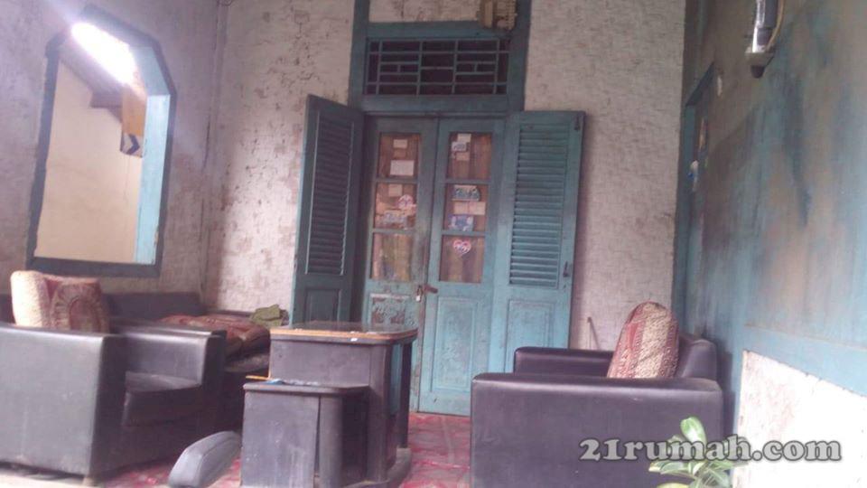 Dijual Tanah Ada Rumah panggung Tua Cocok Untuk Kost-2an