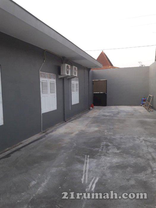 Rumah strategis dekat fasumru