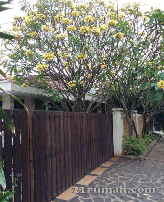Dijual rumah di srengseng jakarta barat