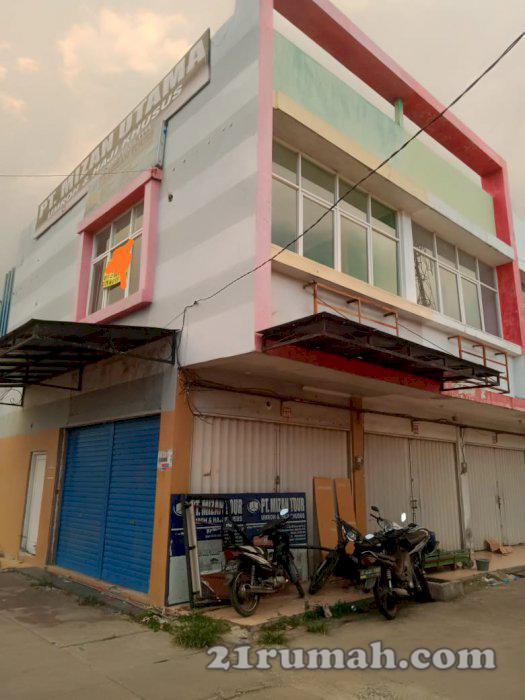 Ruko huk strategis dekat pasar dijual