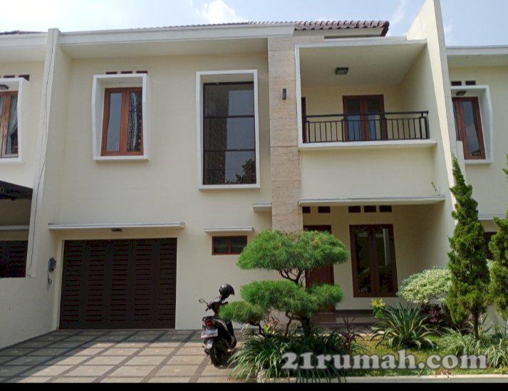 Rumah Mewah Plus Kolan Renang Di Cilandak Barat