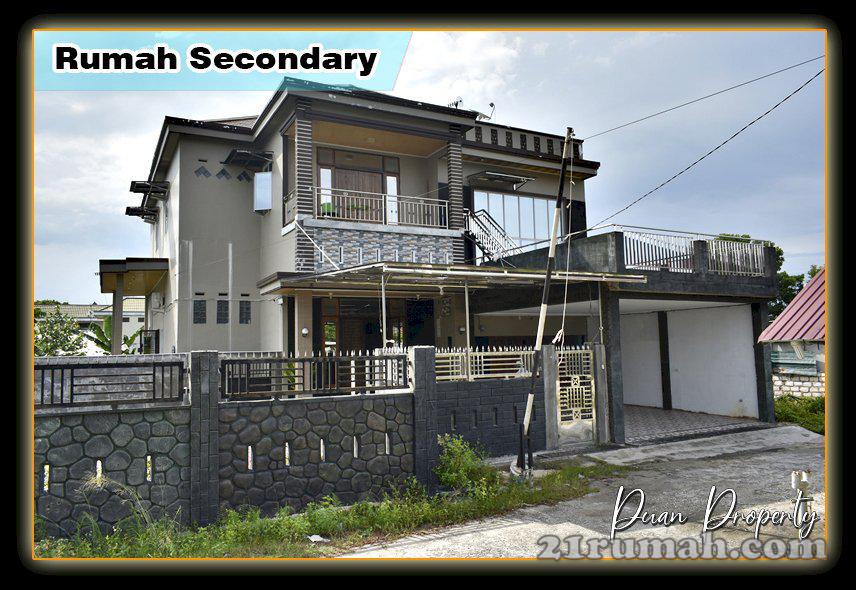 Dijual Rumah Cantik di Marpoyan Jl Karya Bersama Dekat Kampus UIR