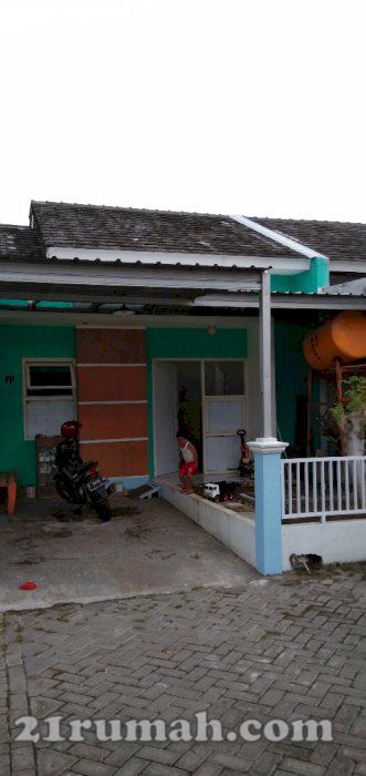 Rumah Golden Berry Menganti Gresik