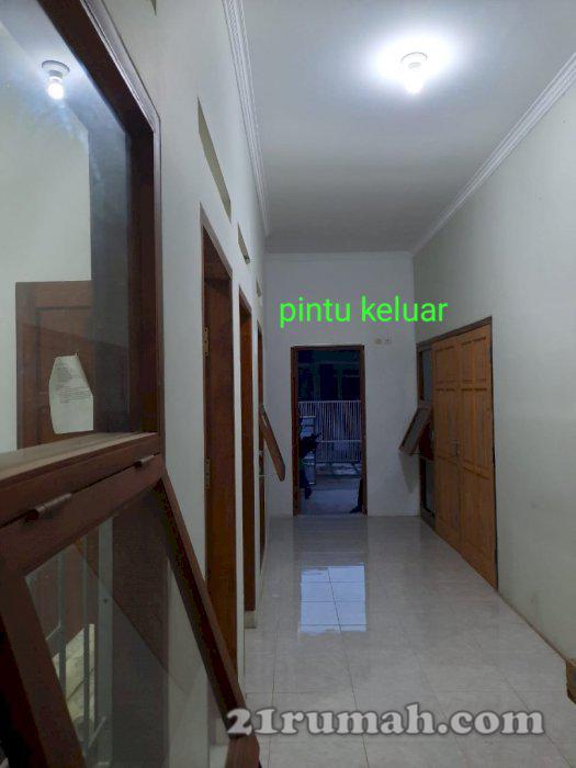 dikontrakan :  rumah bisa kantor ok