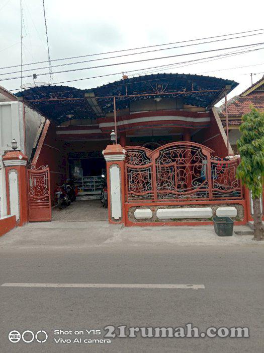 Rumah Nyaman Strategis hunian