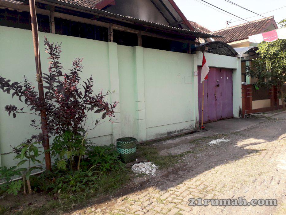 Rumah strategis , lokasi tengah kota , dekat fasilitas umum