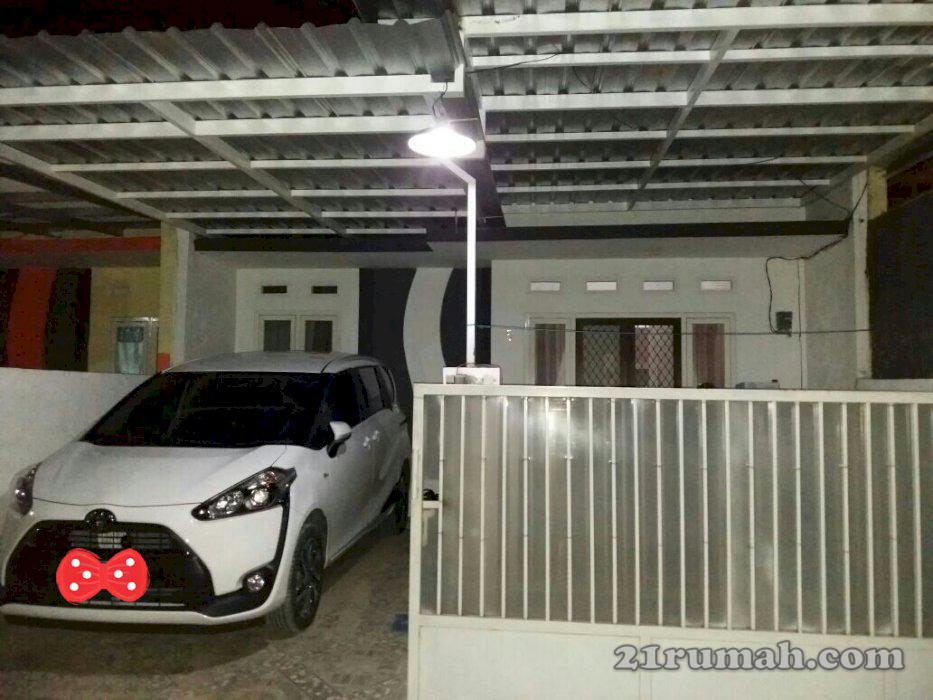 Rumah adem nyaman Surabaya