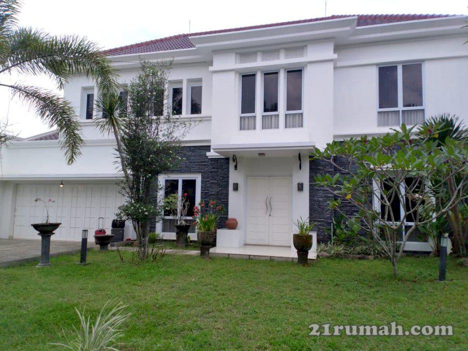 Rumah mewah dijual 2 lantai bagus baget