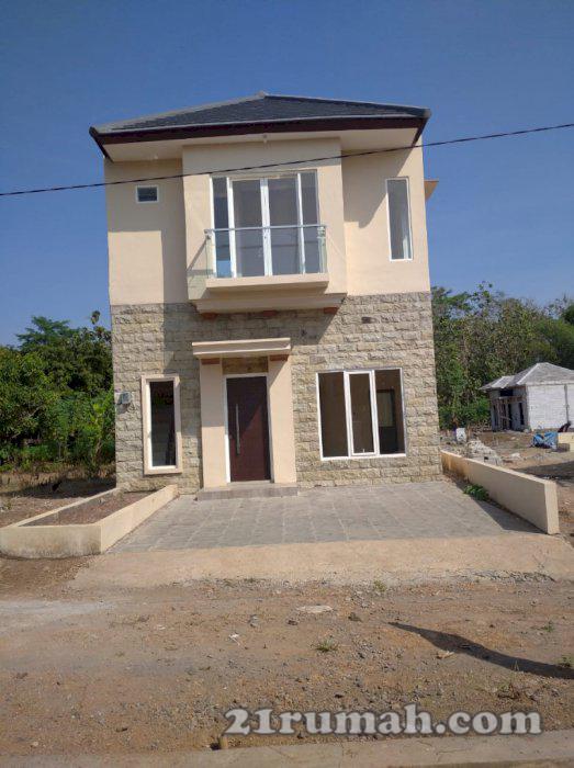 rumah lt 2 dengan lokasi strategis ditengah kota Pati