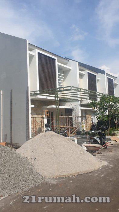 dijual rumah cluster meruya selatan 