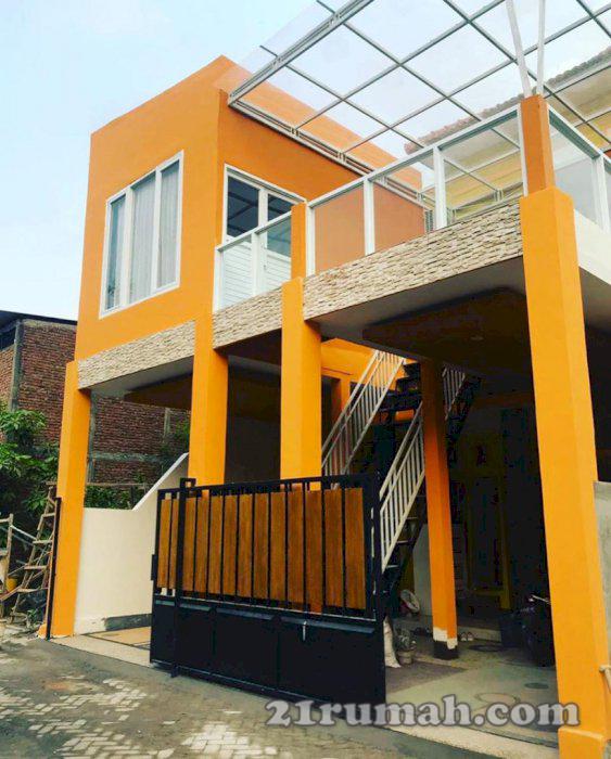 Jual Rumah 2 Lantai Beserta Isinya