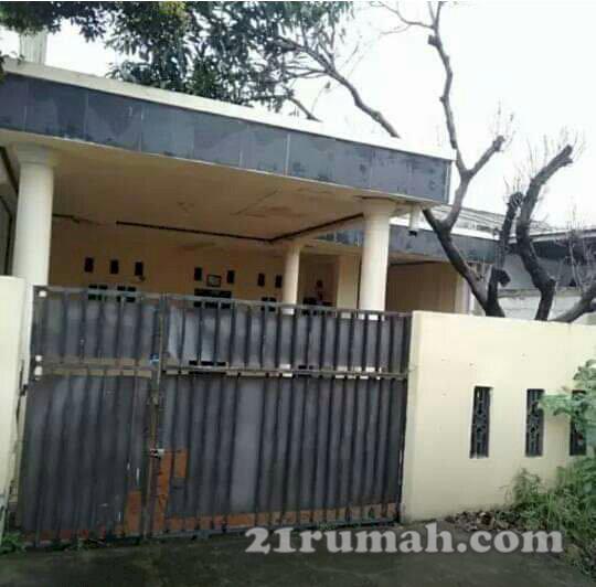 Dikontrakan 1 rumah pertahun 12 juta
