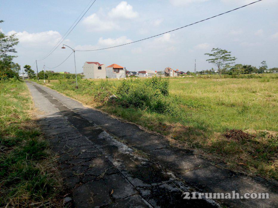 Di jual Tanah strategis luas 1555m 